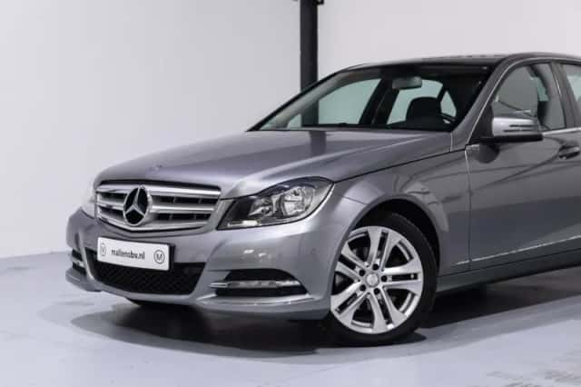 Mercedes-Benz C-Klasse (2012) thumbnail 2