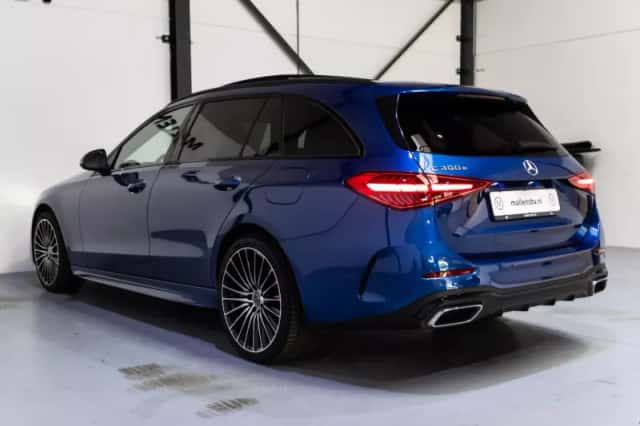 Mercedes-Benz C-Klasse (2023) thumbnail 2
