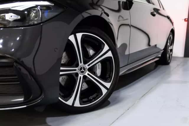 Mercedes-Benz C-Klasse (2023) thumbnail 2