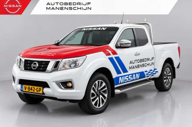 Nissan Navara (2017) thumbnail 1