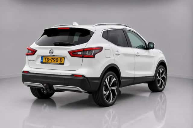 Nissan Qashqai (2018) thumbnail 2