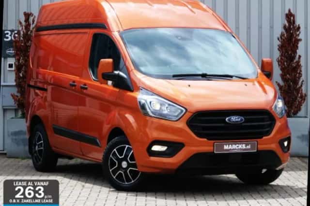 Ford Transit Custom (2018) thumbnail 2