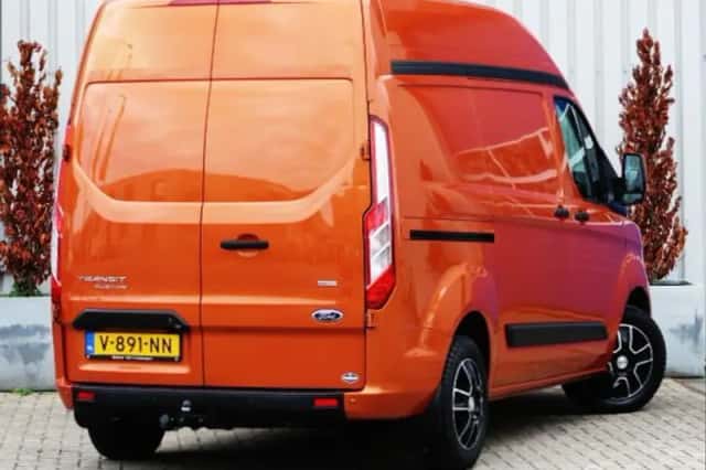 Ford Transit Custom (2018) thumbnail 3