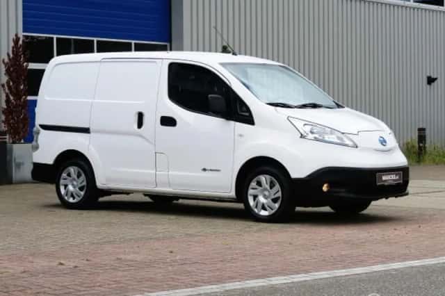 Nissan e-NV200 Van (2016) thumbnail 5