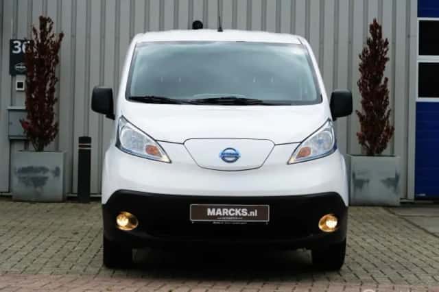 Nissan e-NV200 Van (2016) thumbnail 6