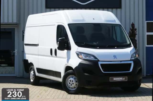 Peugeot Boxer (2021) thumbnail 2