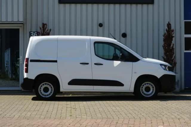 Peugeot Partner (2021) thumbnail 5