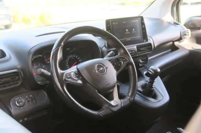 Opel Combo (2024) thumbnail 3