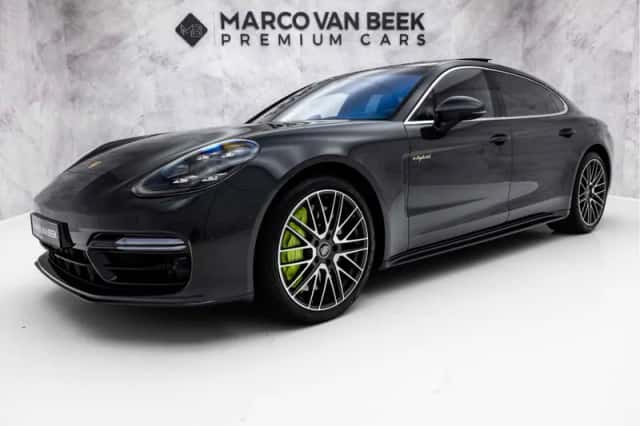 Porsche Panamera (2020) thumbnail 1