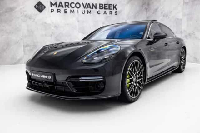 Porsche Panamera (2020) thumbnail 4