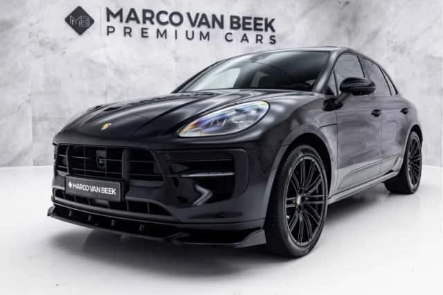 Porsche Macan (2020) thumbnail 4