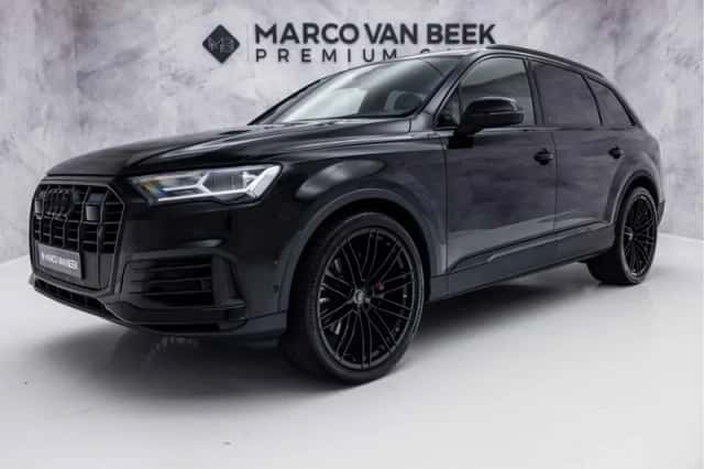 Audi Q7 (2023) thumbnail 1