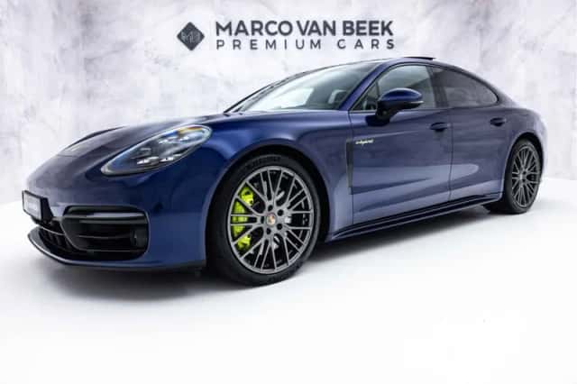 Porsche Panamera (2021) thumbnail 1