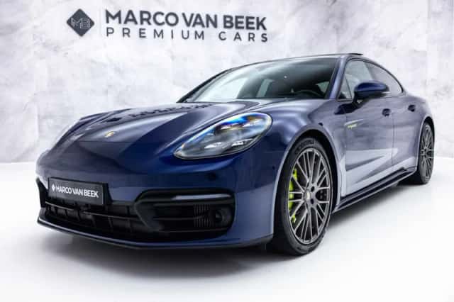 Porsche Panamera (2021) thumbnail 4