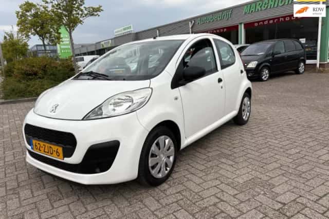 Peugeot 107 (2012) thumbnail 1