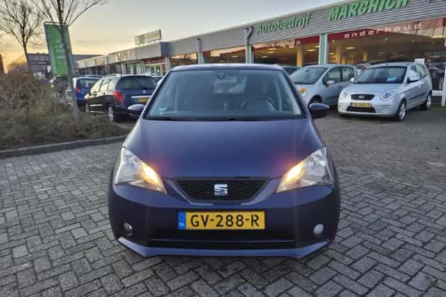 SEAT Mii (2016) thumbnail 3
