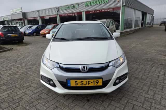 Honda Insight (2013) thumbnail 3