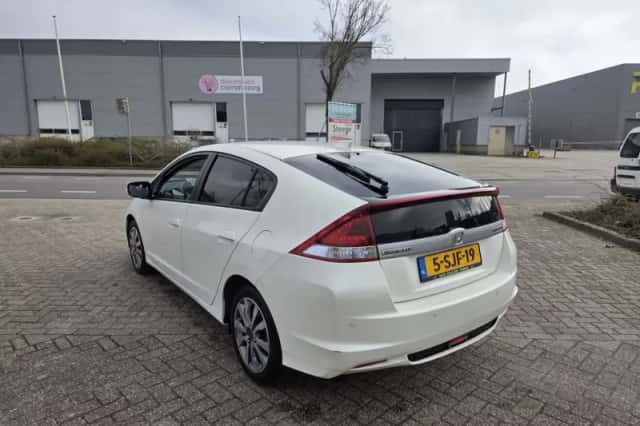 Honda Insight (2013) thumbnail 4