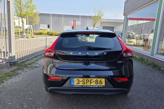 Volvo V40 (2013) thumbnail 5