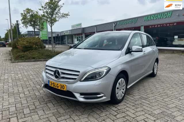 Mercedes-Benz B-Klasse (2013) thumbnail 1