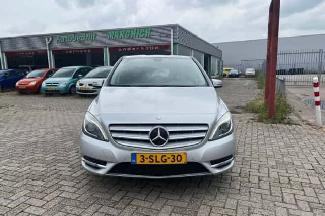 Mercedes-Benz B-Klasse (2013) thumbnail 2