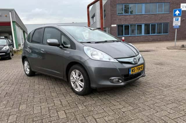 Honda Jazz (2013) thumbnail 3