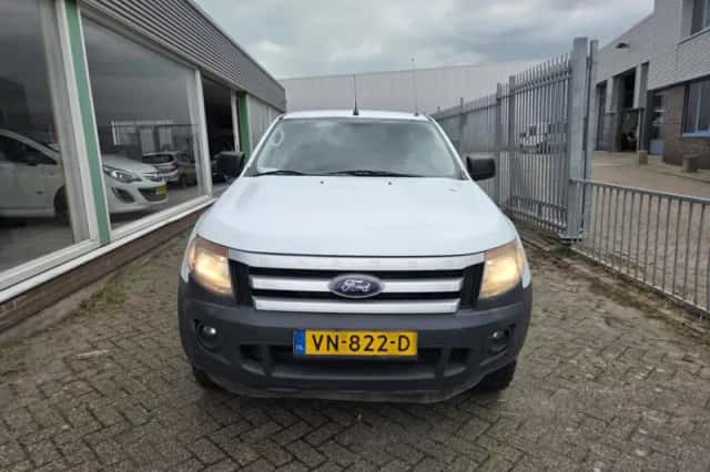 Ford Ranger (2015) thumbnail 2