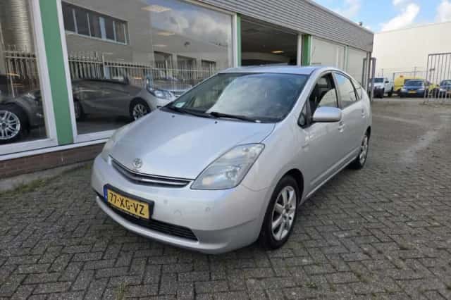 Toyota Prius (2007) thumbnail 1