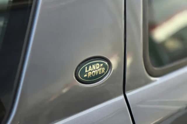 Land Rover Freelander (2008) thumbnail 4