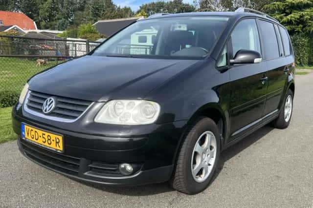 Volkswagen Touran (2005) thumbnail 6