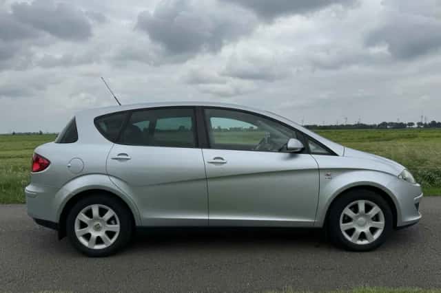 SEAT Toledo (2006) thumbnail 2