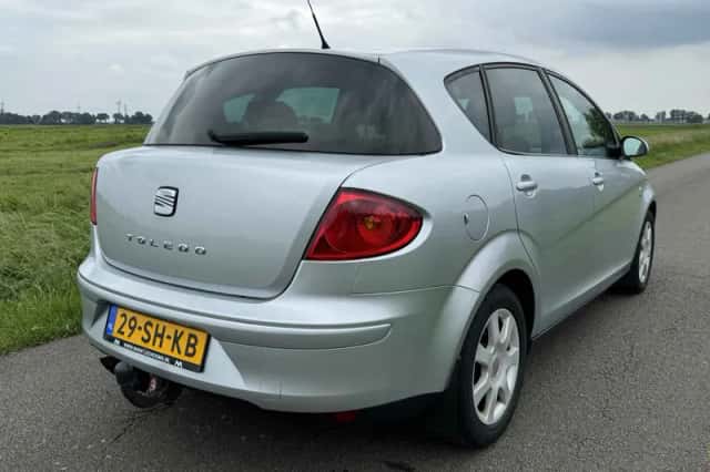 SEAT Toledo (2006) thumbnail 3