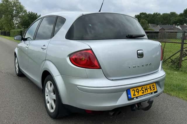 SEAT Toledo (2006) thumbnail 4
