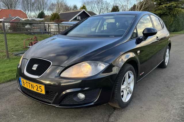 SEAT Leon (2012) thumbnail 6