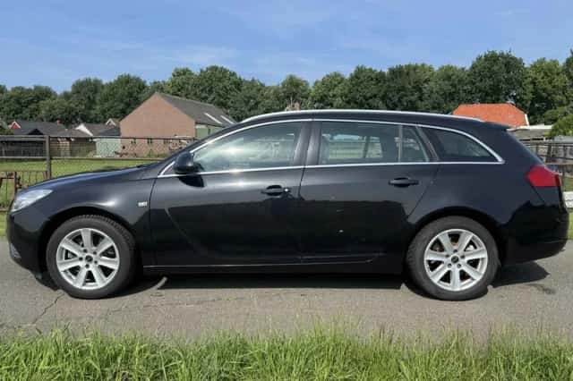Opel Insignia (2009) thumbnail 5