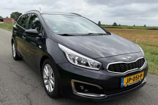 Kia Ceed (2016) thumbnail 6
