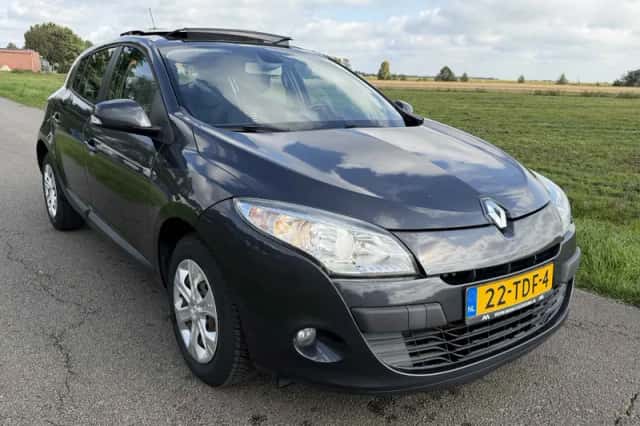 Renault Mégane (2012) thumbnail 6