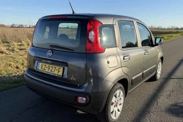 Fiat Panda (2016) thumbnail 3
