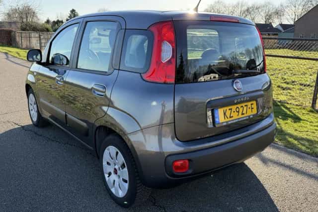Fiat Panda (2016) thumbnail 4