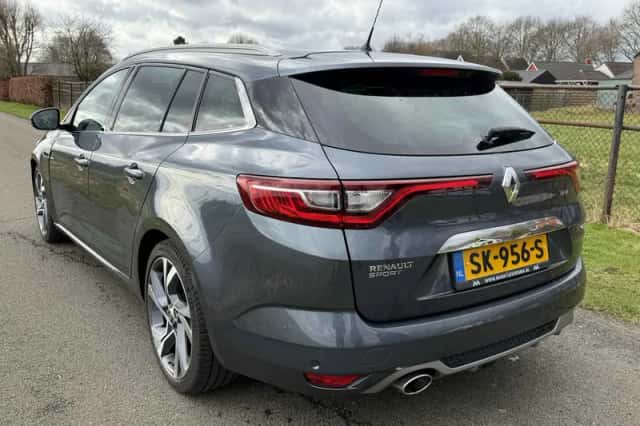 Renault Mégane (2018) thumbnail 4