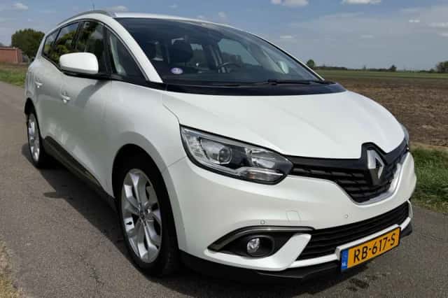 Renault Grand Scénic (2017) thumbnail 6