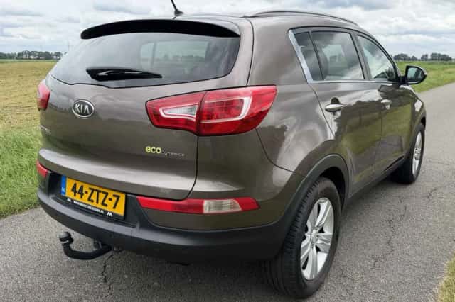 Kia Sportage (2013) thumbnail 4