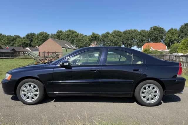 Volvo S60 (2007) thumbnail 2