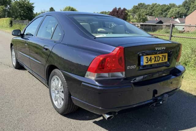 Volvo S60 (2007) thumbnail 3