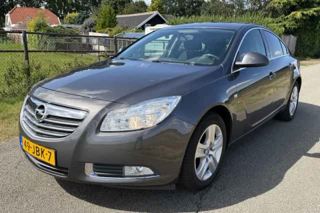 Opel Insignia (2009) thumbnail 1