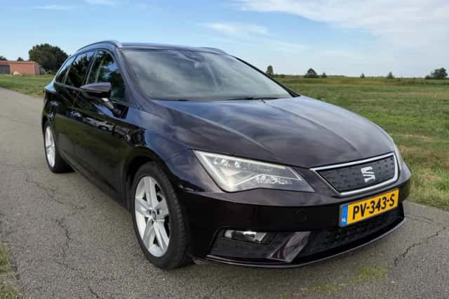 SEAT Leon (2017) thumbnail 6