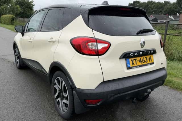 Renault Captur (2013) thumbnail 3