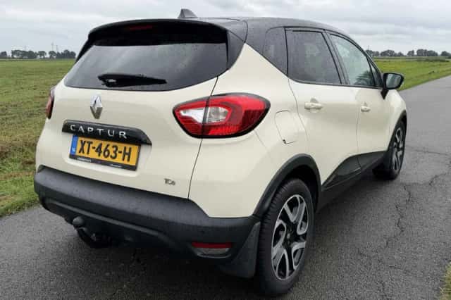 Renault Captur (2013) thumbnail 4