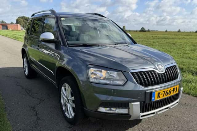 Škoda Yeti (2014) thumbnail 6