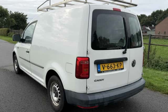 Volkswagen Caddy (2018) thumbnail 3